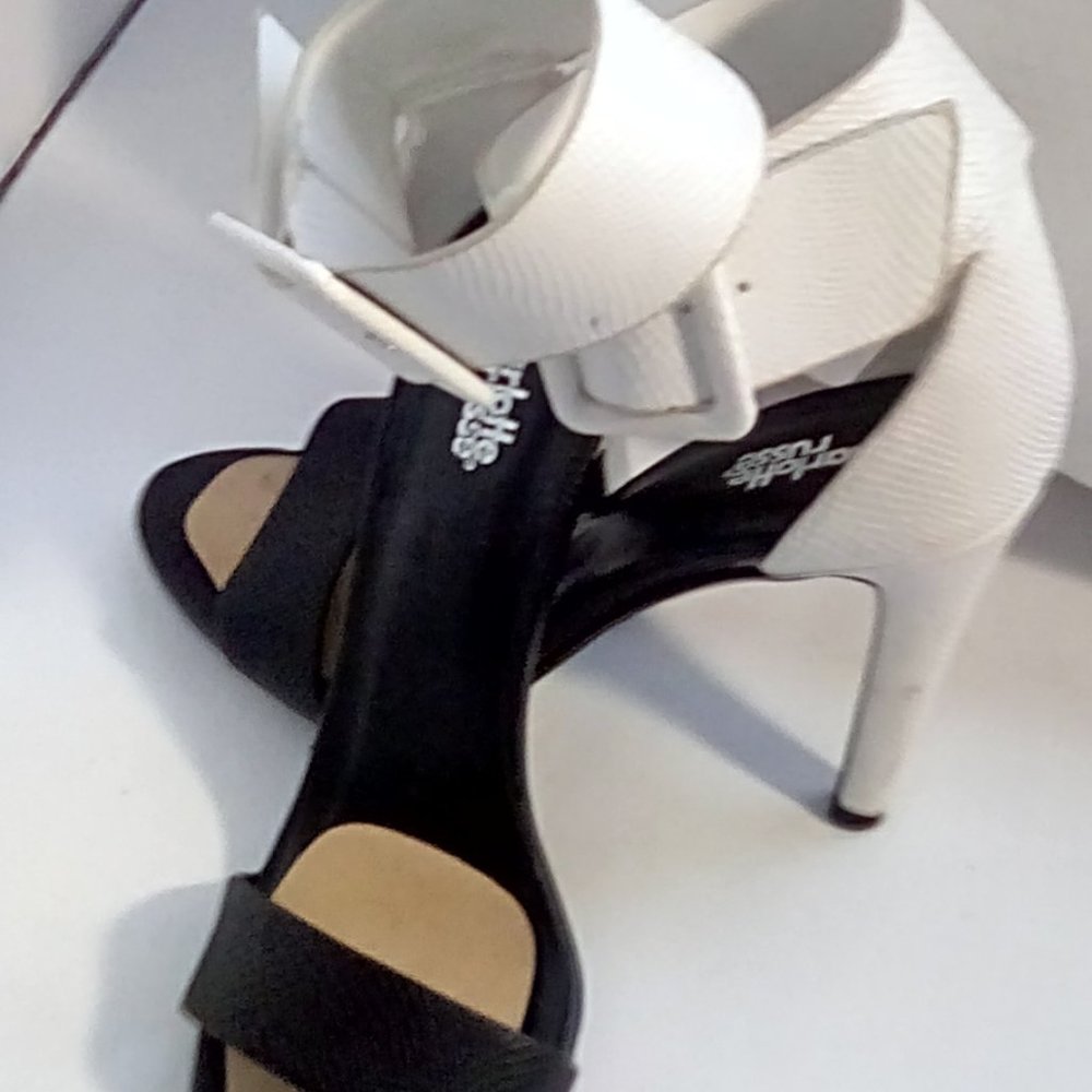 Peep Toe Sandals